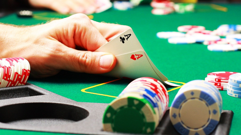 How To Play In Casinos Without Losing Money?